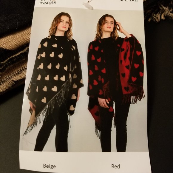 Poncho - Picture 1 of 5